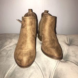 Light brown ankle boots